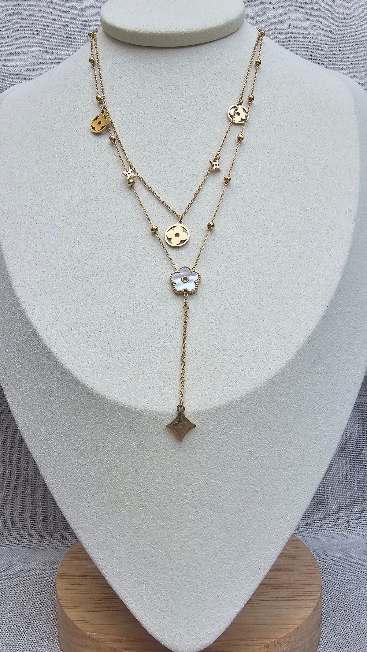 Collier Carla