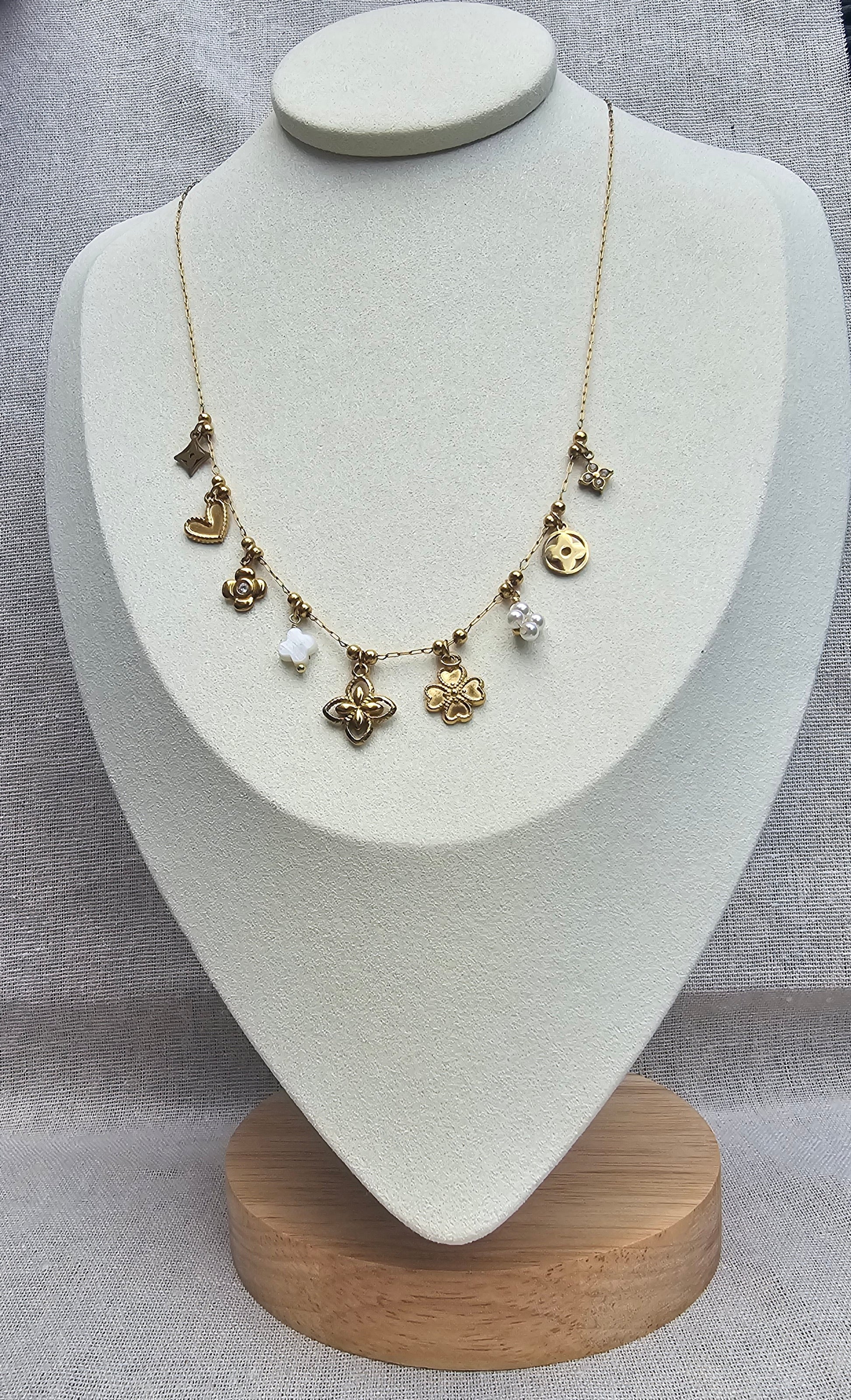 Collier Clea