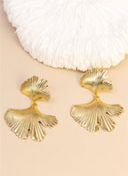 Boucles d'oreilles Ginkgo doré femme détail feuille ginkgo