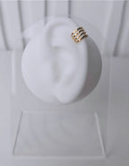 Faux piercing | SOLI