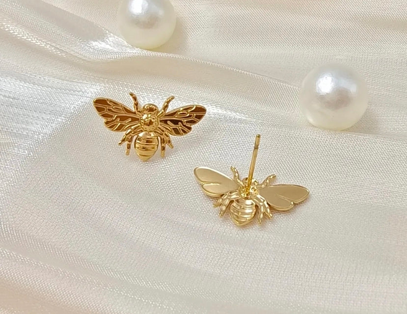 Boucles | QUEEN BEE