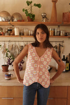 Top crochet rose marguerites blanches femme Veya